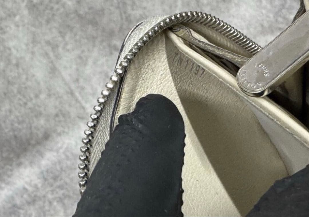 【良品】ルイヴィトン マヒナ モノグラム ラウンドファスナー 長財布