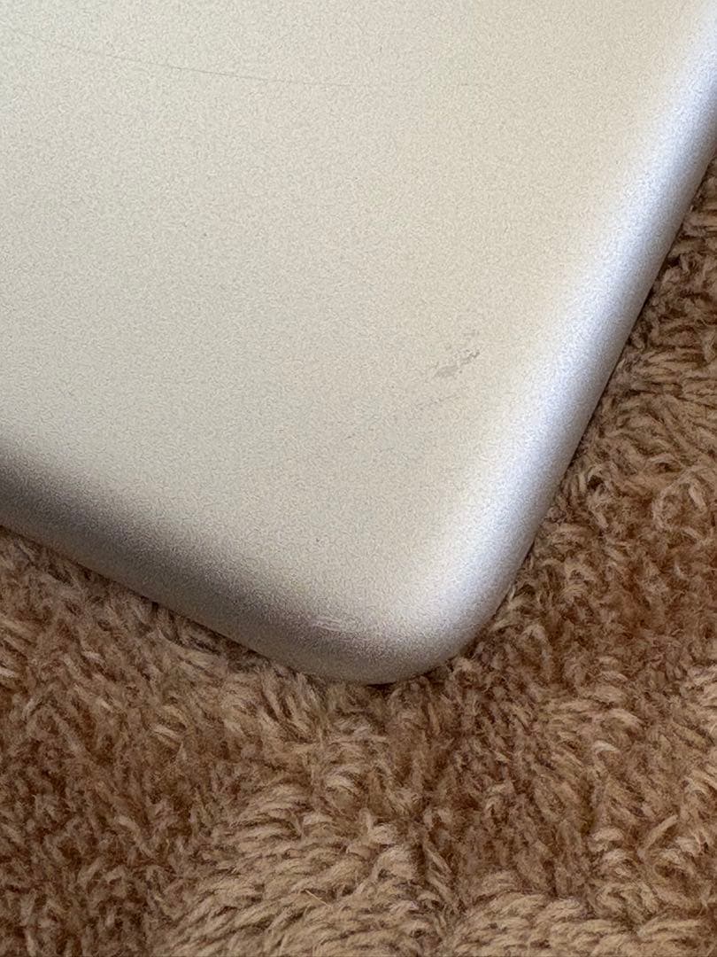 Apple iPad 第9世代 Wi-Fi 64GB シルバ MK2L3J/A