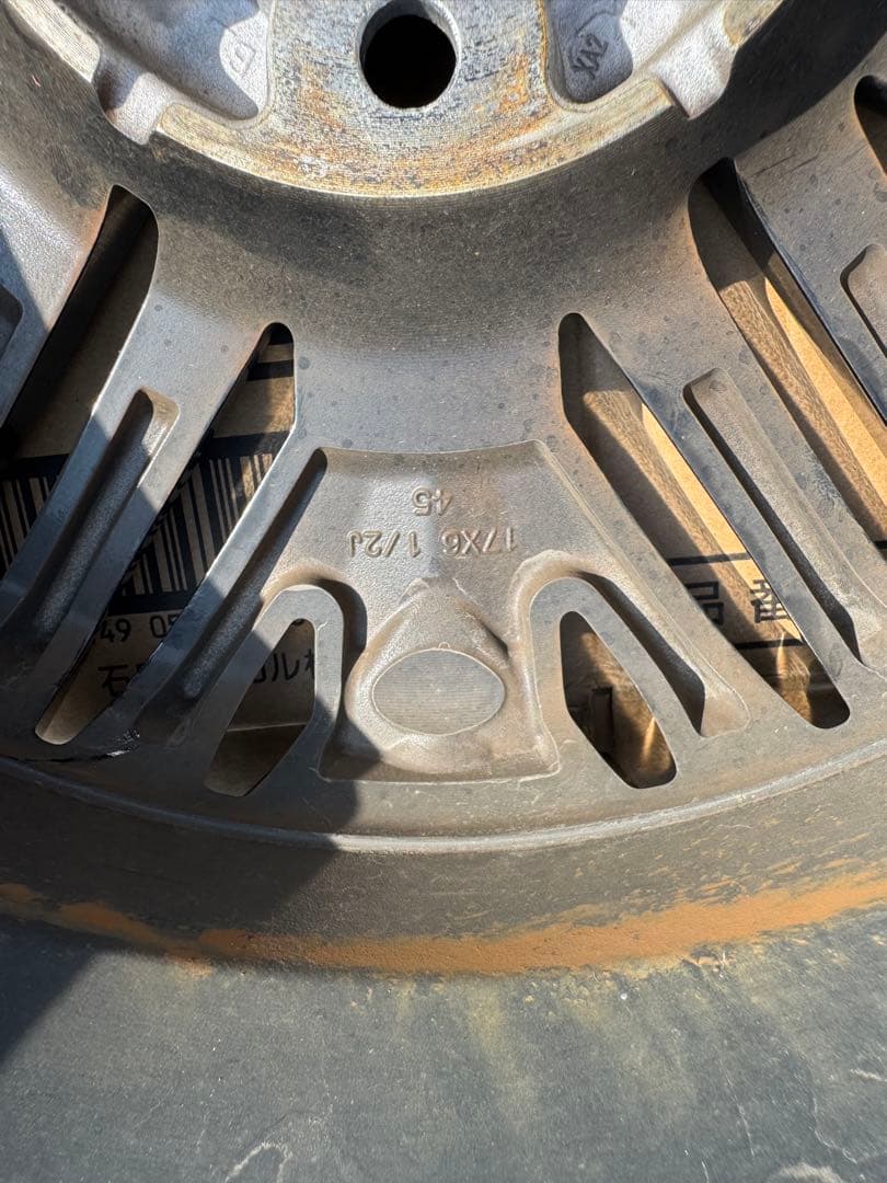 日産　リーフ　ZE1 純正ホイール