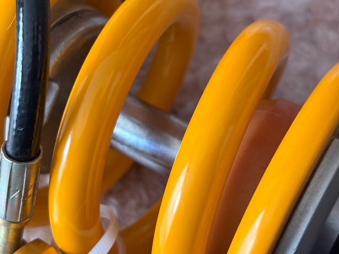 未使用 ドゥカティDUCATI ムルティストラーダ1000 リアサス オーリンズ