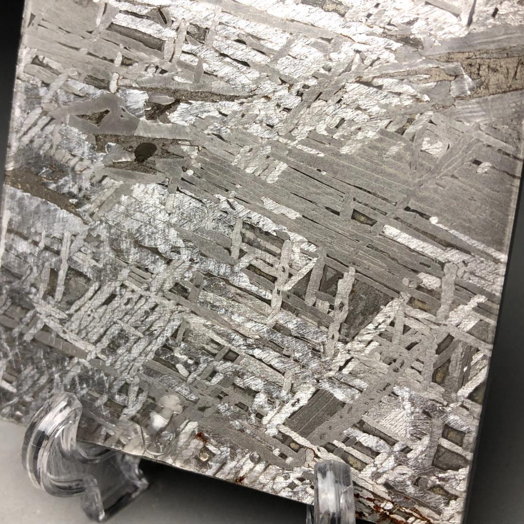 アルタイ隕石　 鉄隕石　メテオライト鉄隕石　原石　重さ約269ｇ