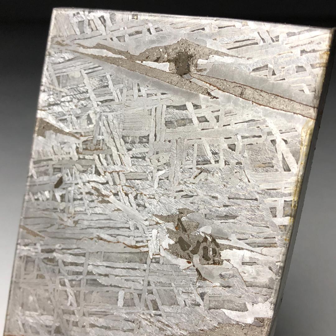 アルタイ隕石　 鉄隕石　メテオライト鉄隕石　原石　重さ約269ｇ