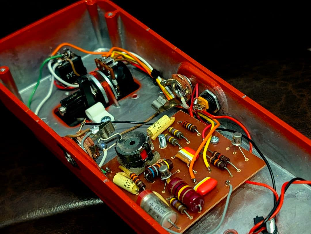 シンズミュージック FREEZE FLAME WAH NAMM 限定モデル