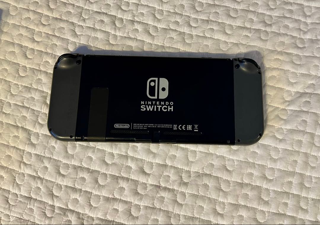 Nintendo switch ブラック　ジョイコン&本体　黒