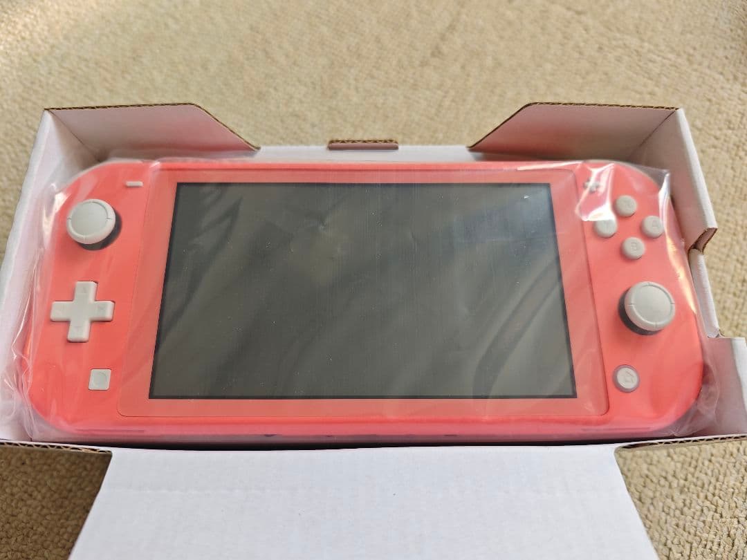 Nintendo Switch Lite コーラル ニンテンドースイッチライト
