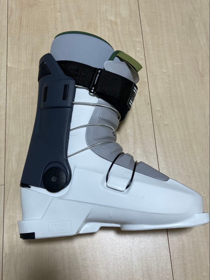 K2 スキーブーツ　REVOLVER PRO 27.5cm （旧FTブーツ)