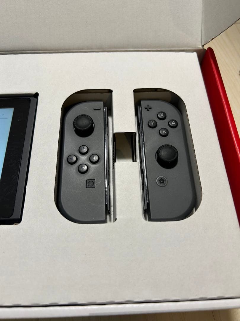 Nintendo Switch 本体 ブラック Joy-Con付き