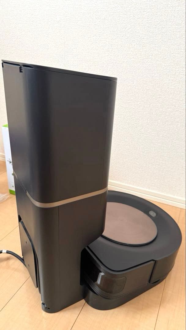 iRobot ルンバs9+ 自動お掃除　ゴミ収集