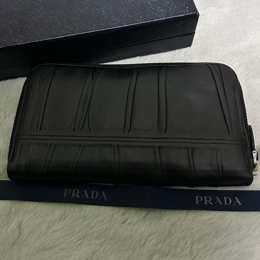 PRADA プラダ　長財布　ラウンドファスナー　ナッパレザー　シルバーロゴ