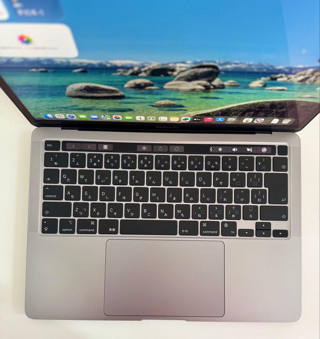 美品 Macbook Pro 2022 13インチ M2 Office付ける