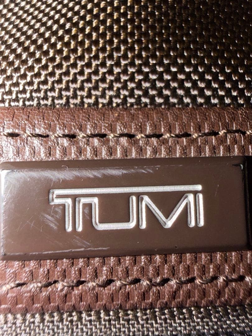 TUMI 韓国限定　ブラウン 使用感あり