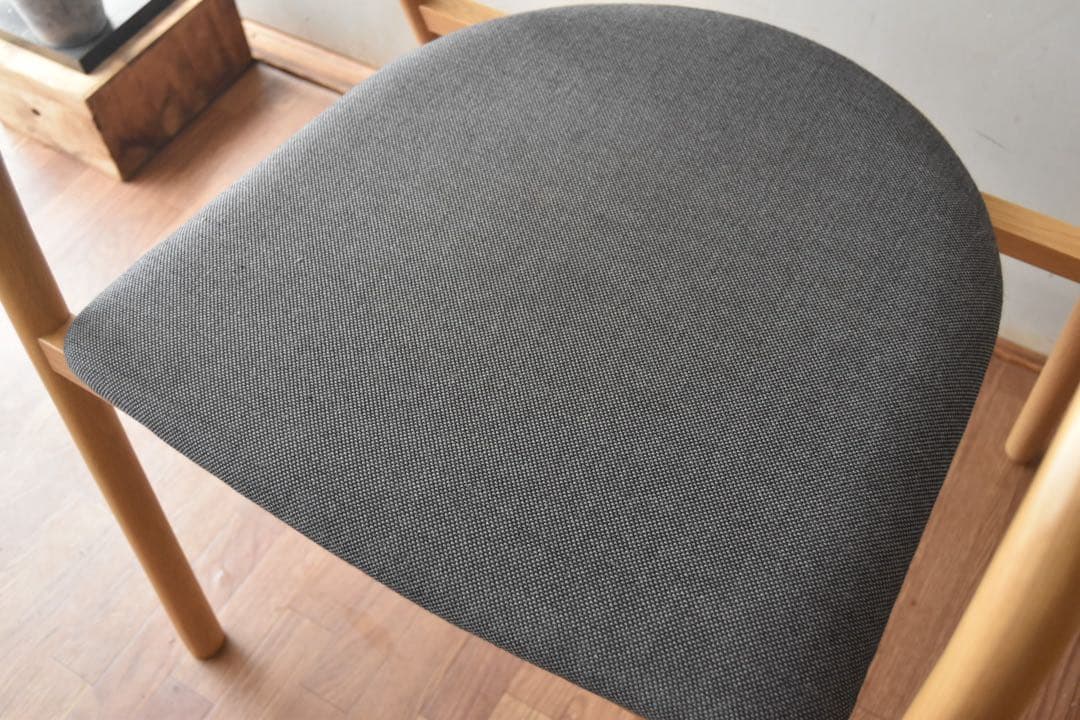 もこ Bentwood Arm chair ①