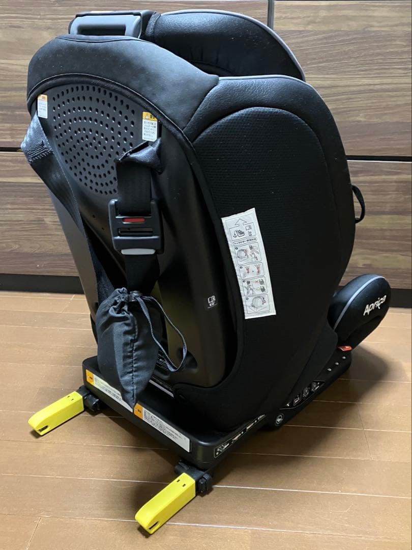 Aprica formfit チャイルド&ジュニアシート ISOFIX