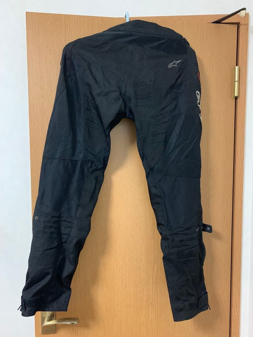 アルパインスターズ　バイク用パンツ