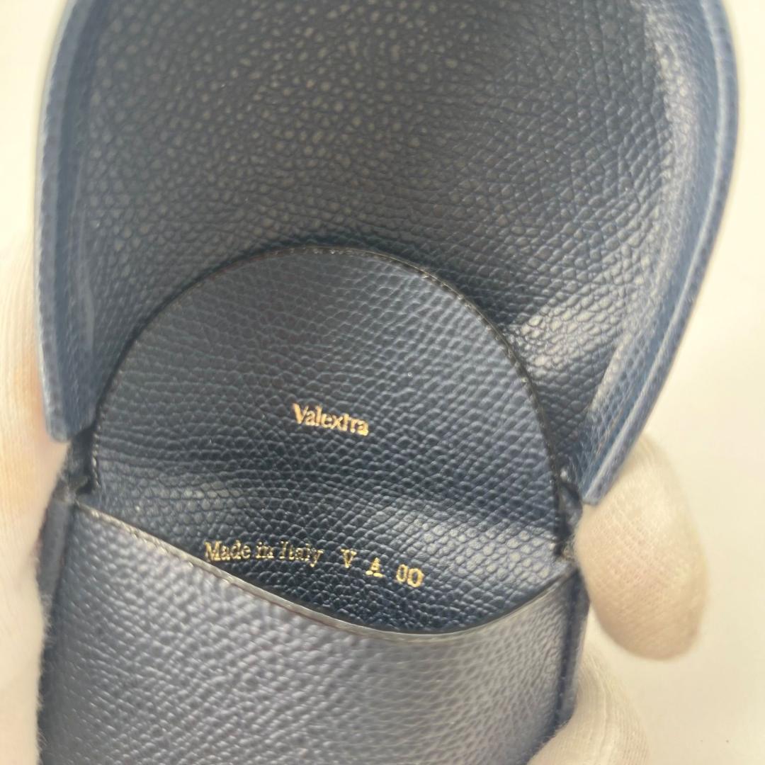 美品✨ヴァレクストラ レザー ケース ネイビー