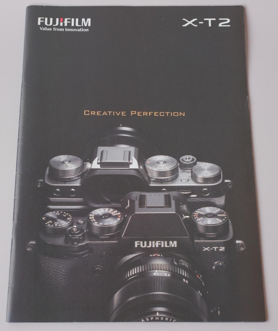 FujiFilm X-T2　純正グリップ、サムグリップ付き