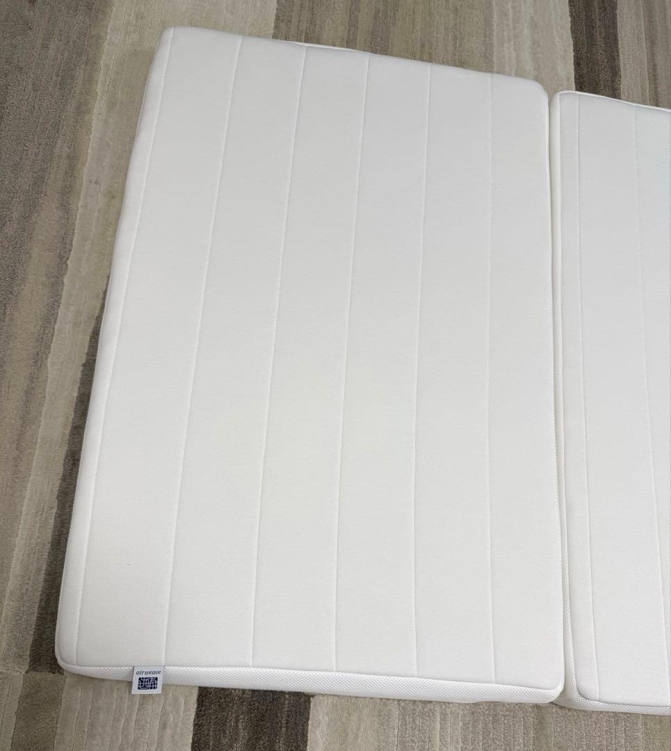エアウィーヴ　マットレス　三つ折り