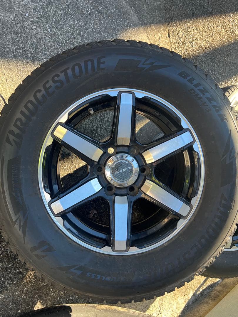 ランドクルーザー　プラド　スタッドレス