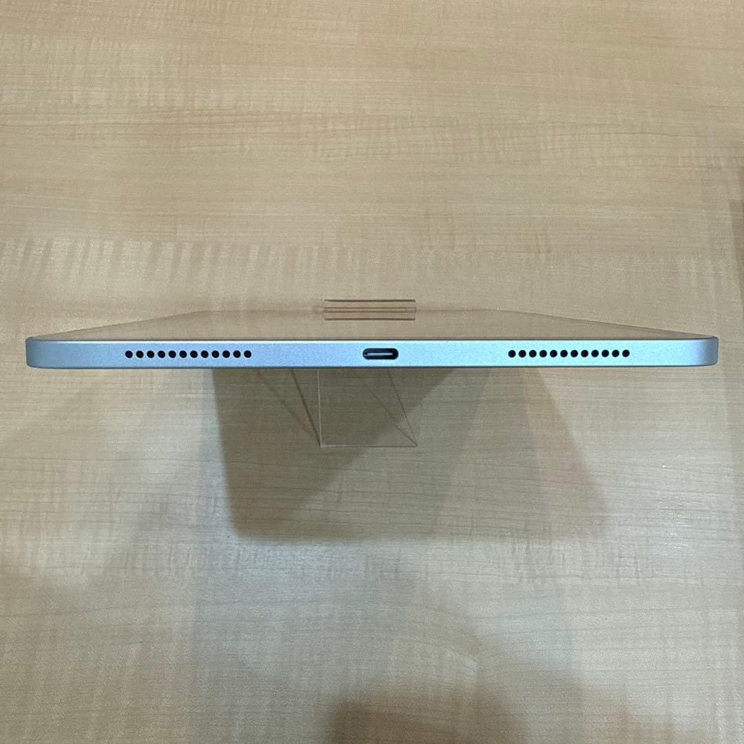 【極美品】 iPad 第10世代 Wi-Fi 64GB シルバー