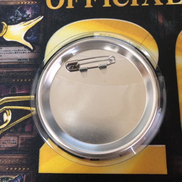 進撃の巨人バッジ「USJ限定商品」2020バージョン