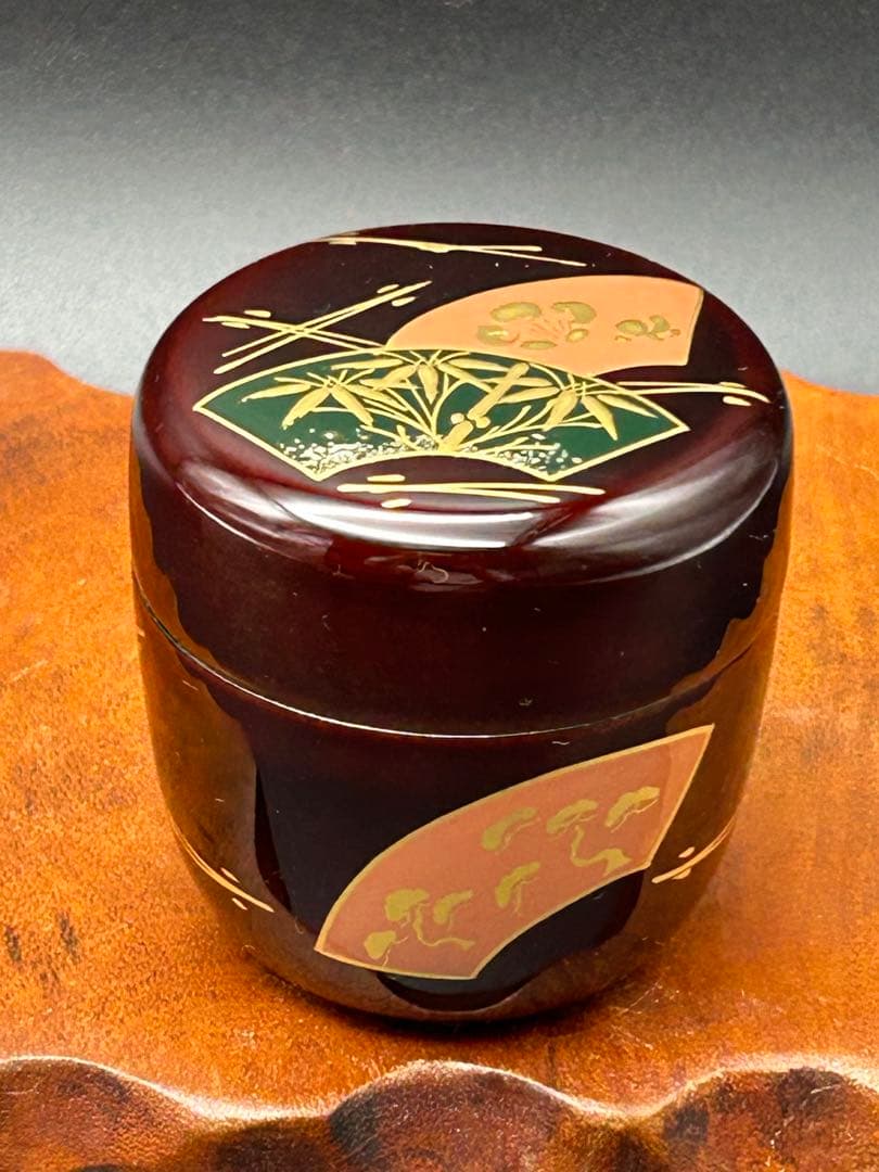 茶道具　棗　扇面　蒔絵　松竹梅　松葉