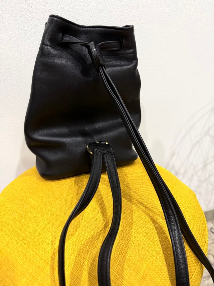 【美品】オールドコーチ COACH ブラックレザー 巾着型ショルダーバッグ