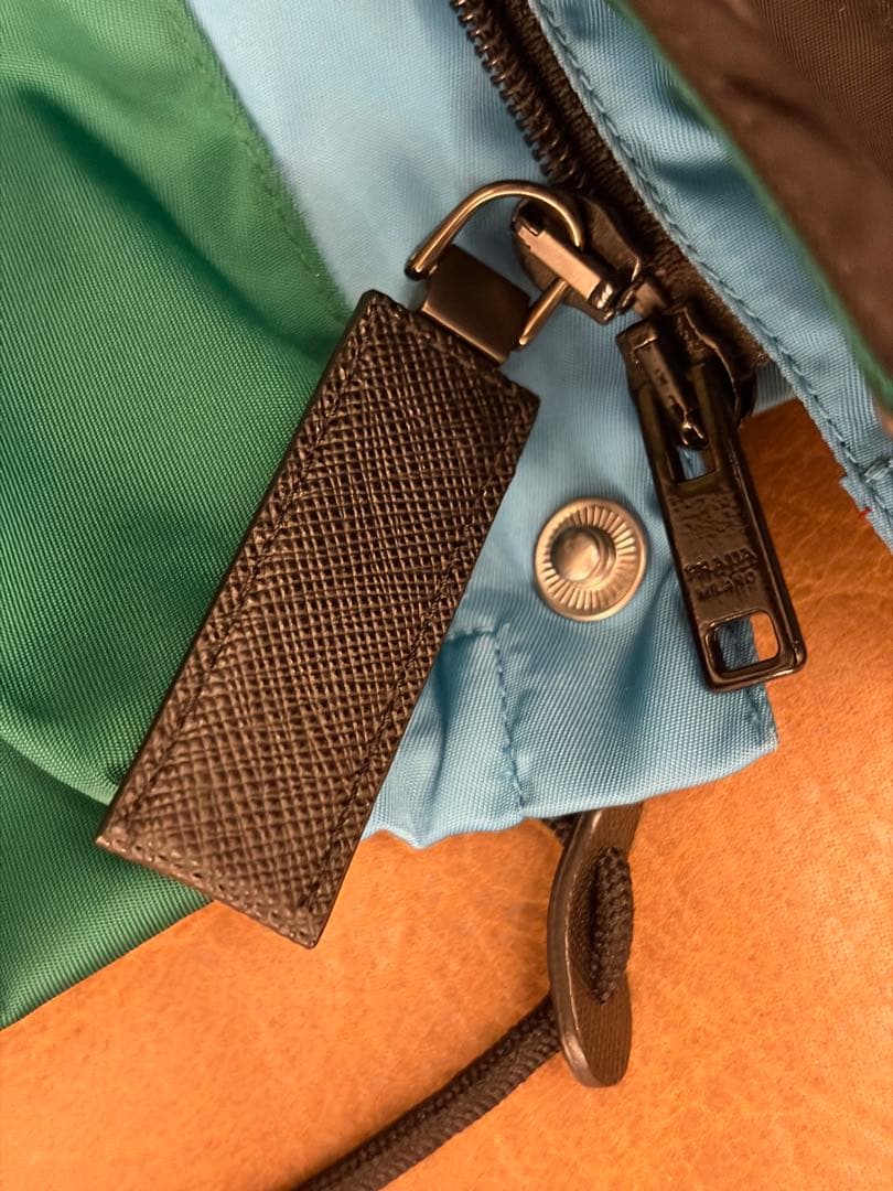 PRADA 20SS ナイロンジャケット XS グク着用