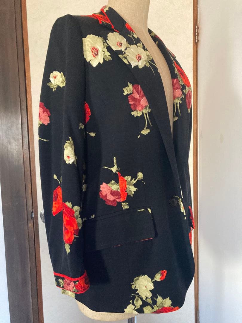 レオナール 花柄テーラードジャケット