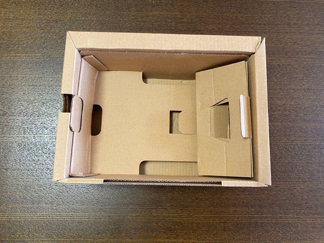 Nintendo ニンテンドークラシックミニ ファミリーコンピュータ 美品