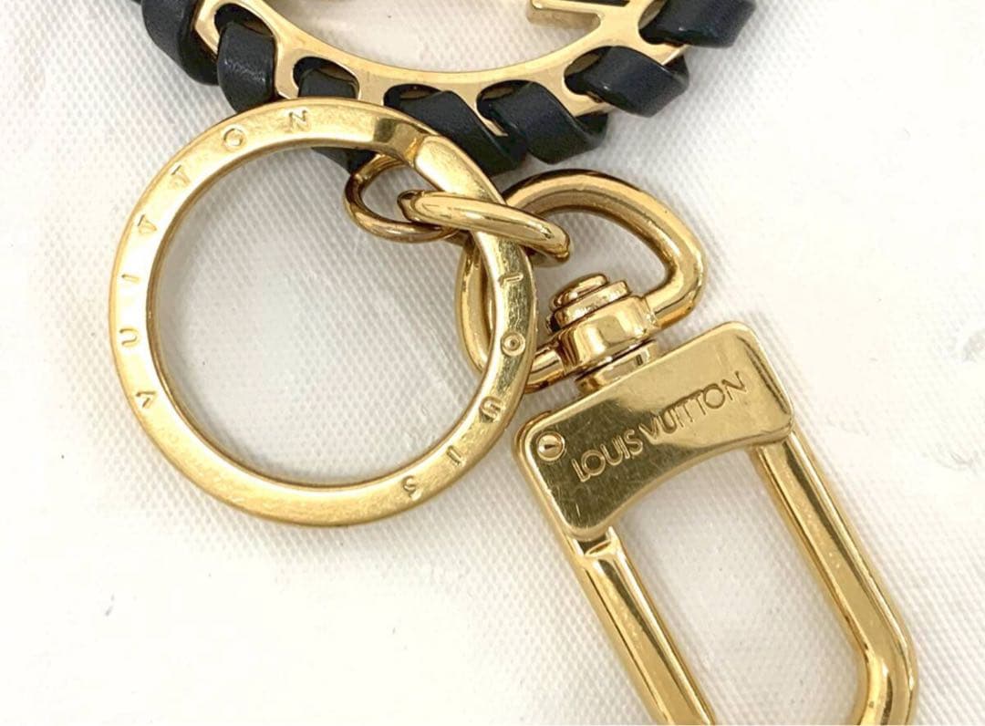 T05/166LOUISVUITTONルイヴィトンキーホルダーポルトクレ・ベリー