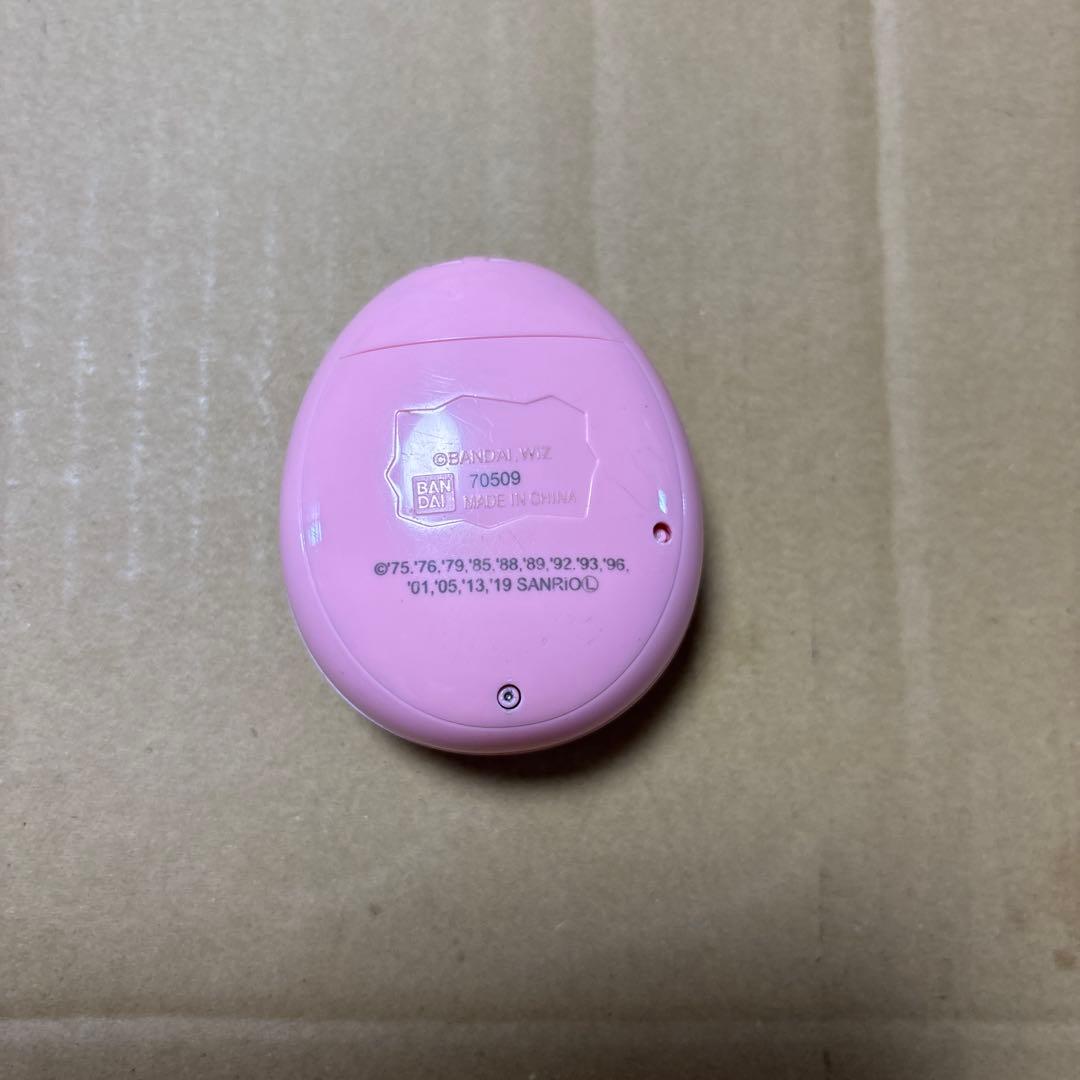 バンダイ　たまごっちみーつ　サンリオキャラクターズ　ピンク