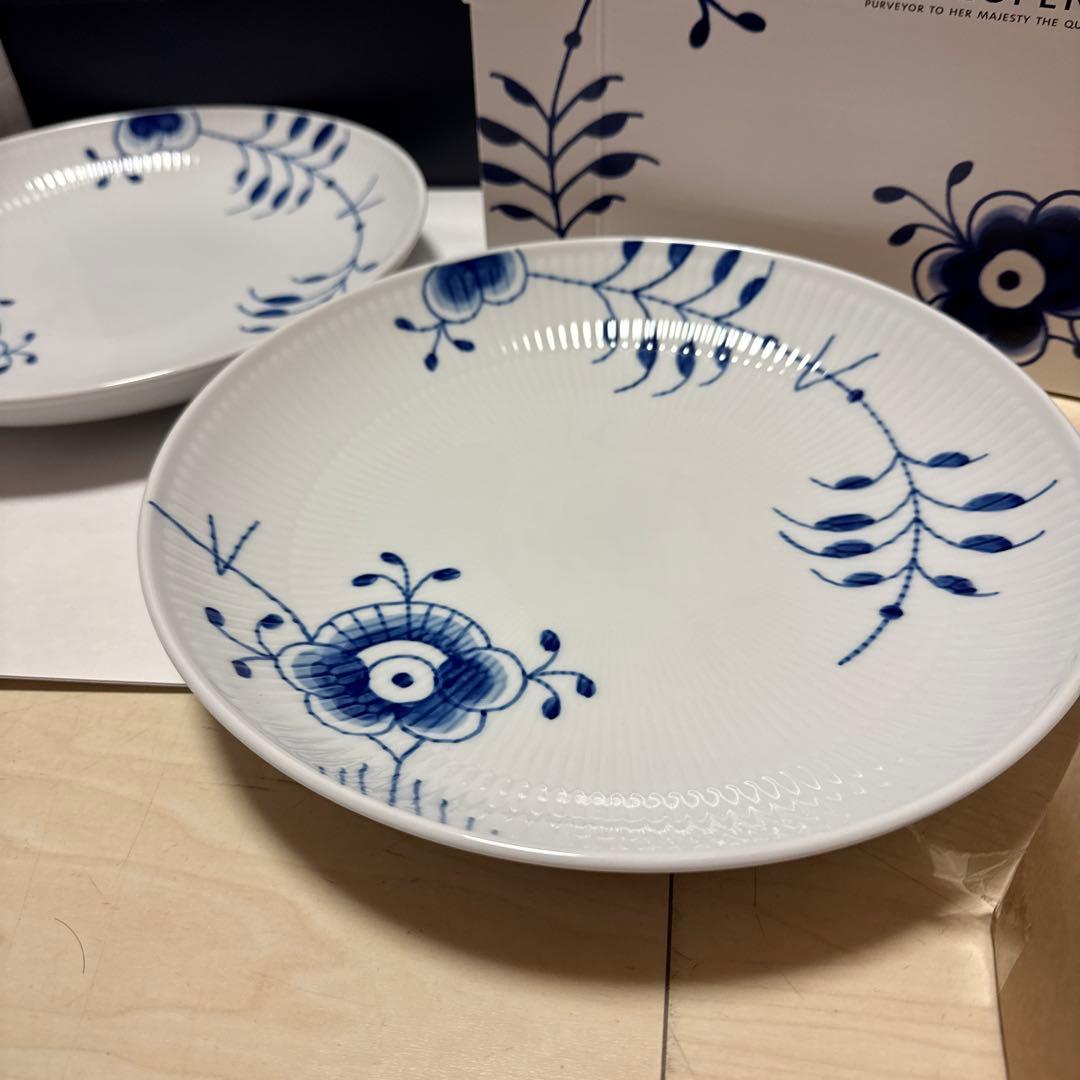 ブルーフルーテッド メガ ディーププレート 25cm ロイヤルコペンハーゲン