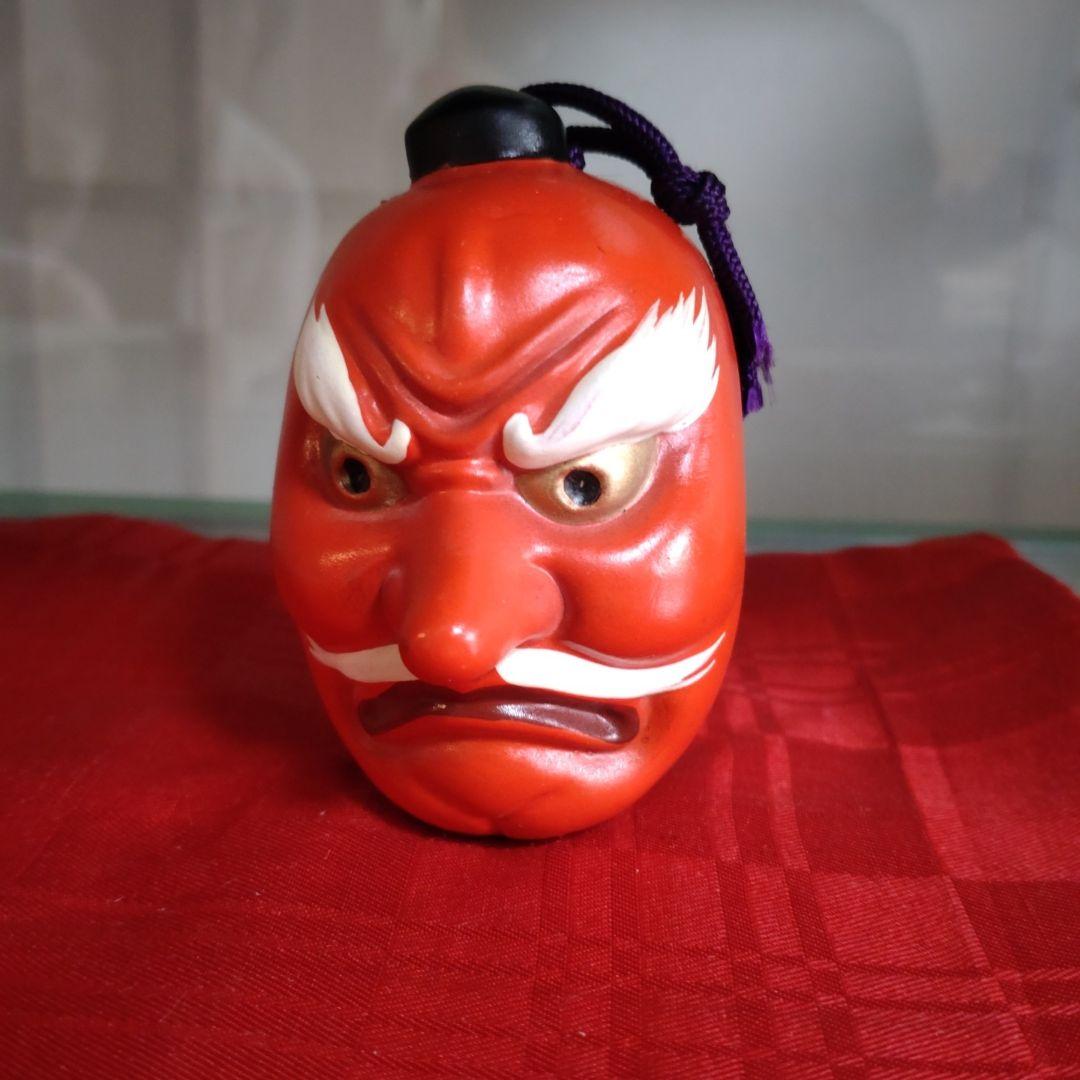 昭和の土鈴伝統的な女面と天狗の二面