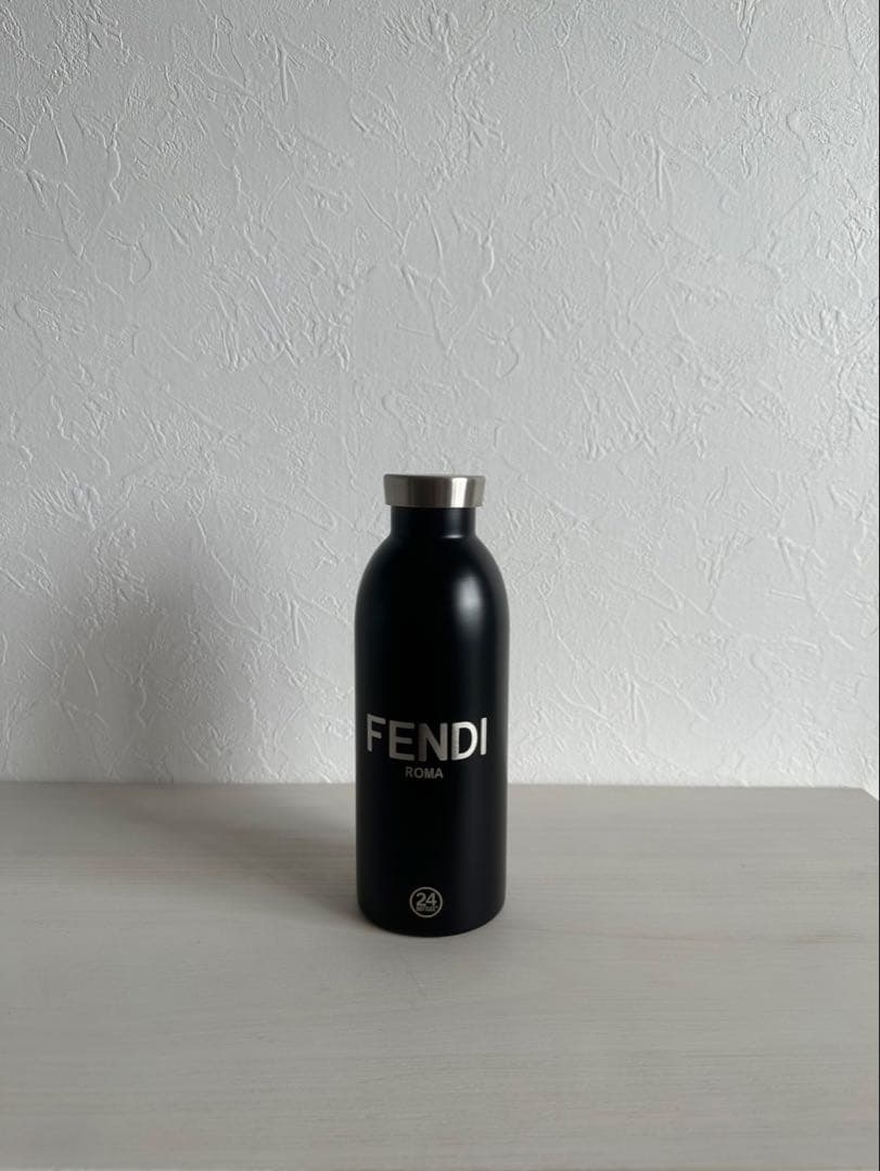【新品未使用】FENDI ROME ステンレス水筒 黒・金