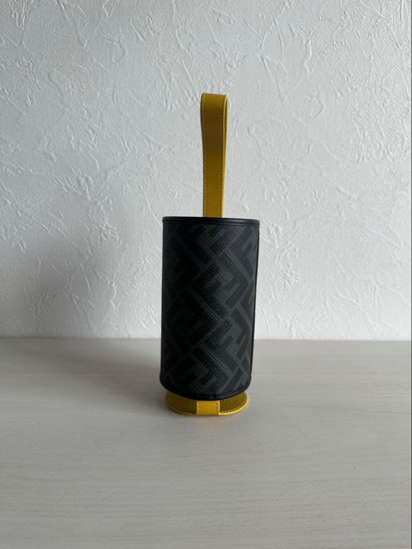 【新品未使用】FENDI ROME ステンレス水筒 黒・金