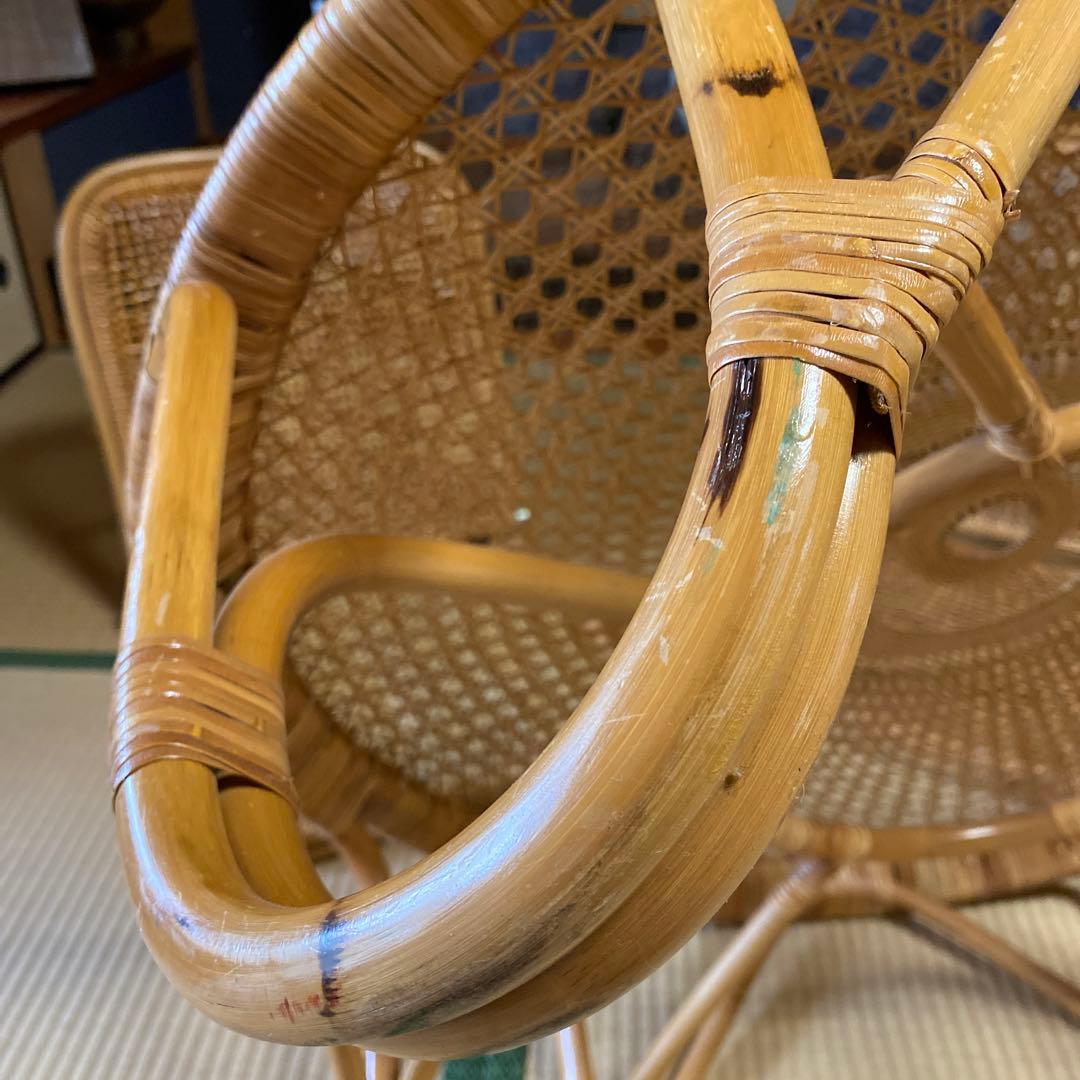 籐　ガラステーブル　ラウンドテーブル　ラタン