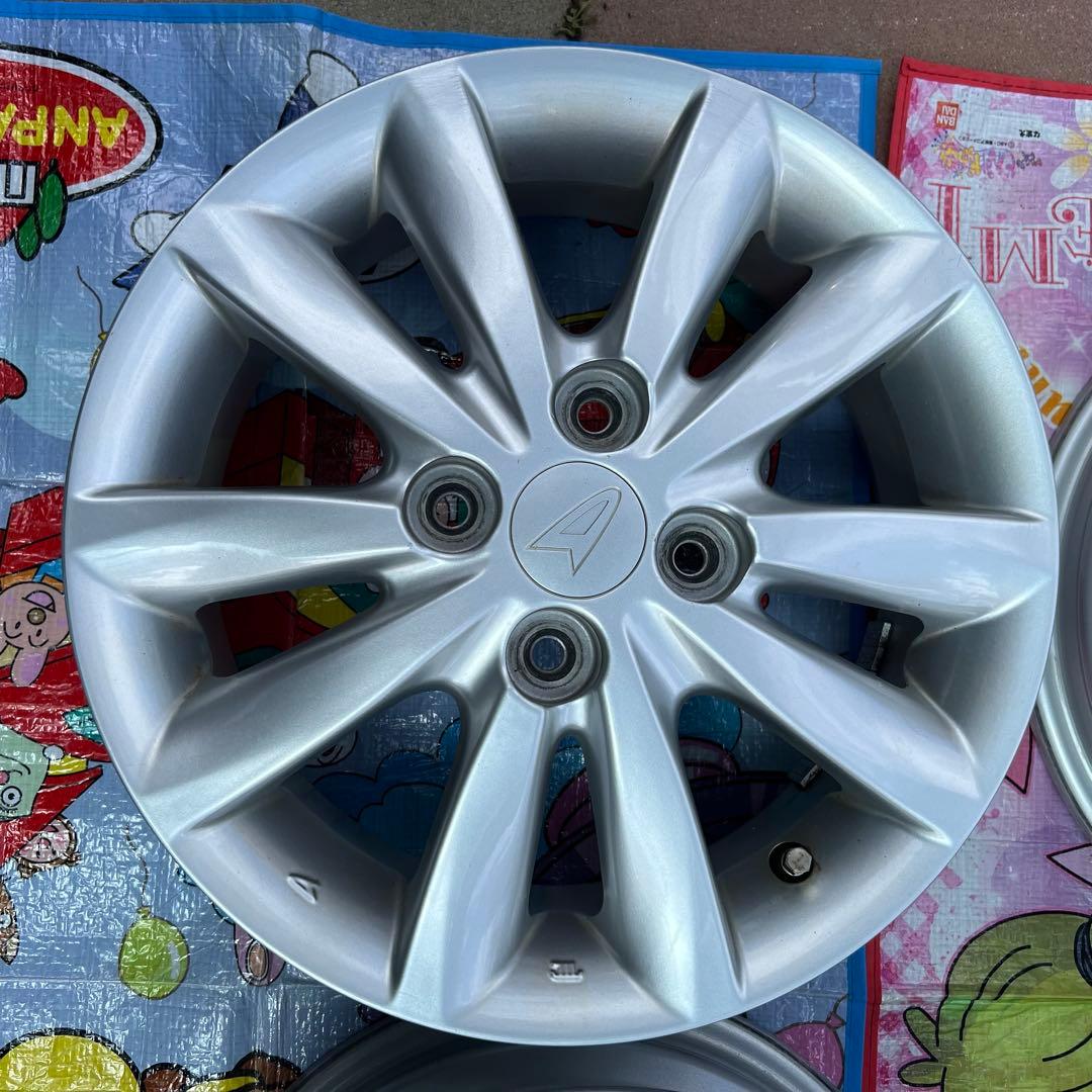 ダイハツ タントカスタム la610s 純正アルミホイール 14インチ