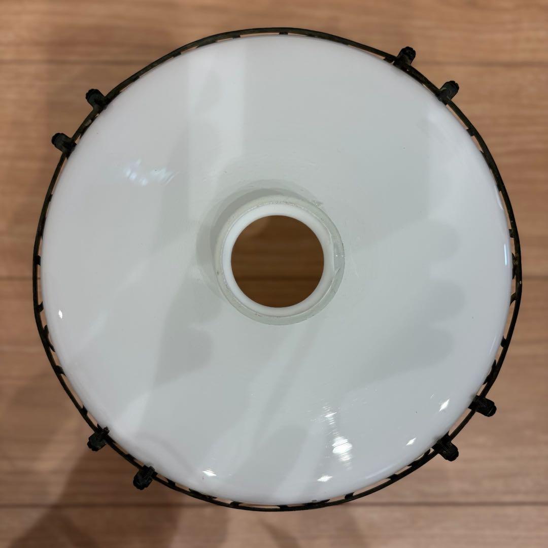 昭和レトロ 金属製飾枠 乳白ガラス ミルクガラス ペンダントライト 電笠 電傘