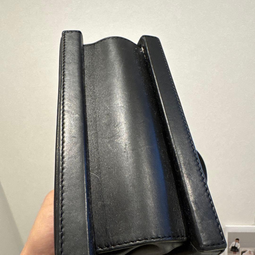 LOEWE ブラック レザー ショルダーバッグ