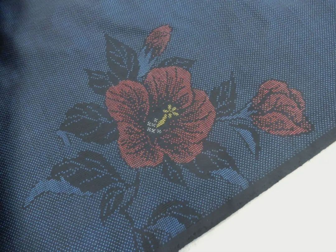 正絹・本場大島紬着尺反物・藍大島・上代35万円のお品・伝統的工芸品・呉服屋整理品