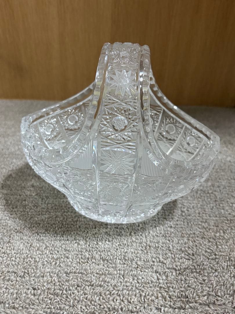 新品未使用　BOHEMIA CRYSTAL カットガラス花器　小物入れ　箱付き