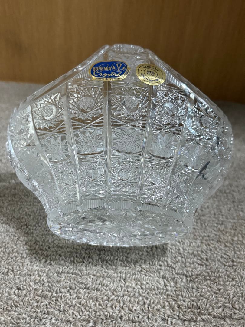 新品未使用　BOHEMIA CRYSTAL カットガラス花器　小物入れ　箱付き