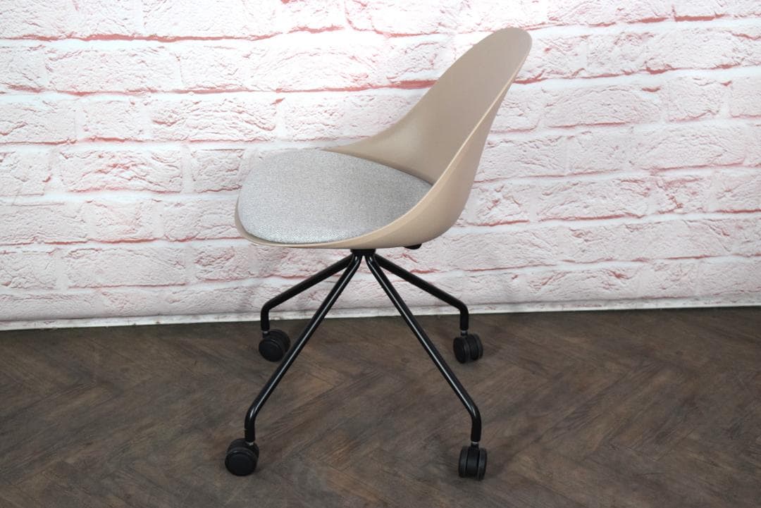 展示品 クラッシュゲート yuu/ユー エッグ デスクチェア ベージュ d