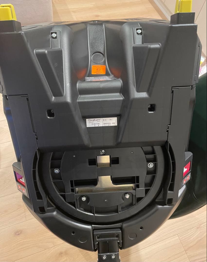 Apricaディアターンプラス　ISOFIX チャイルドシート