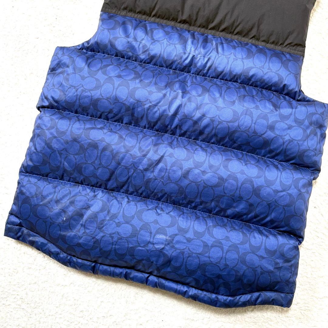 人気 COACH シグネチャー柄 ダウンベスト ブルー 正規品 S（ML相当）