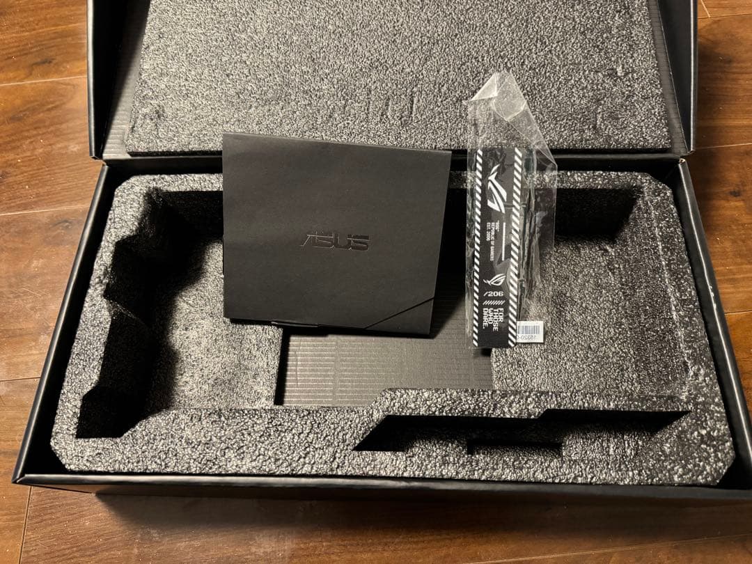 グラフィックボード・グラボ・ビデオカード ROG STRIX GeForce RTX 4070 Ti OC 12GB