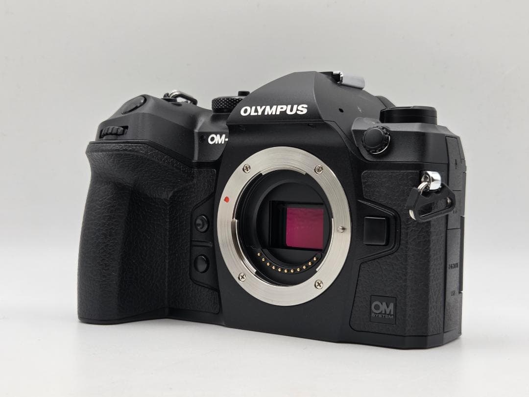 【美品】OLYMPUS OM SYSTEM OM-1 ボディ 1,529ショット