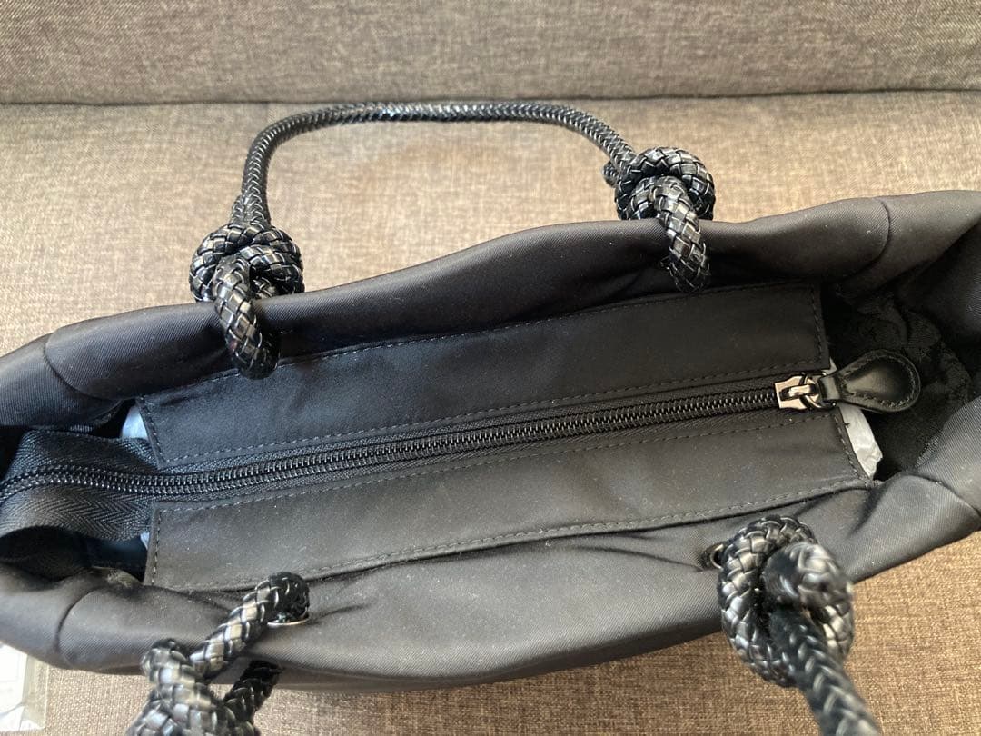 アンテプリマ　ノットハンドル　ナイロン　トートバッグ