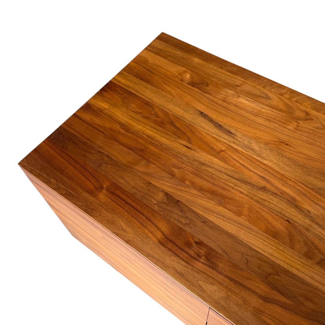 HR567 WALTER KNOLL ウォルターノル Exec-V ボード