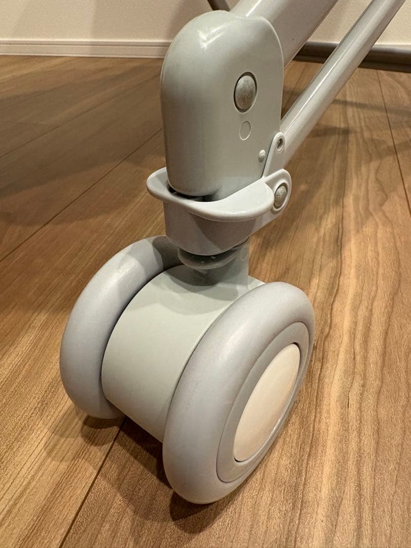 未使用級美品！アップリカ ハイローチェア ユラリズム エレファントラブ 手動